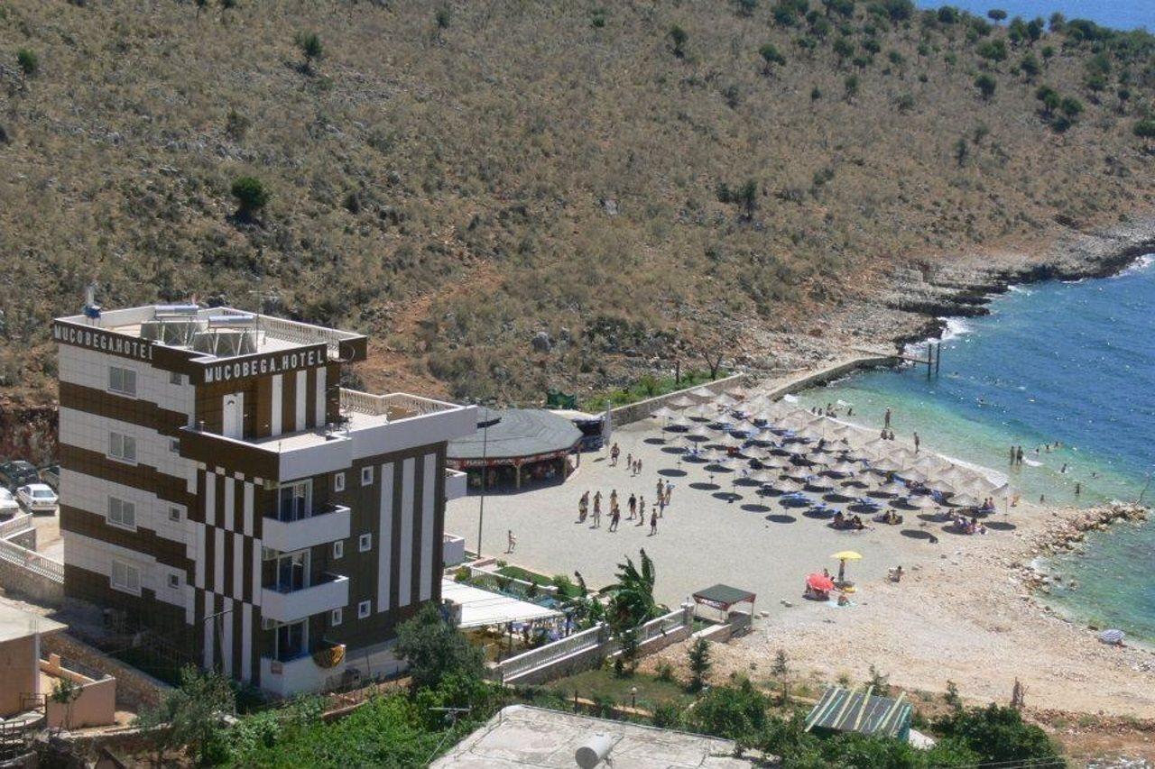 Mucobega Hotel Sarandë Exteriör bild